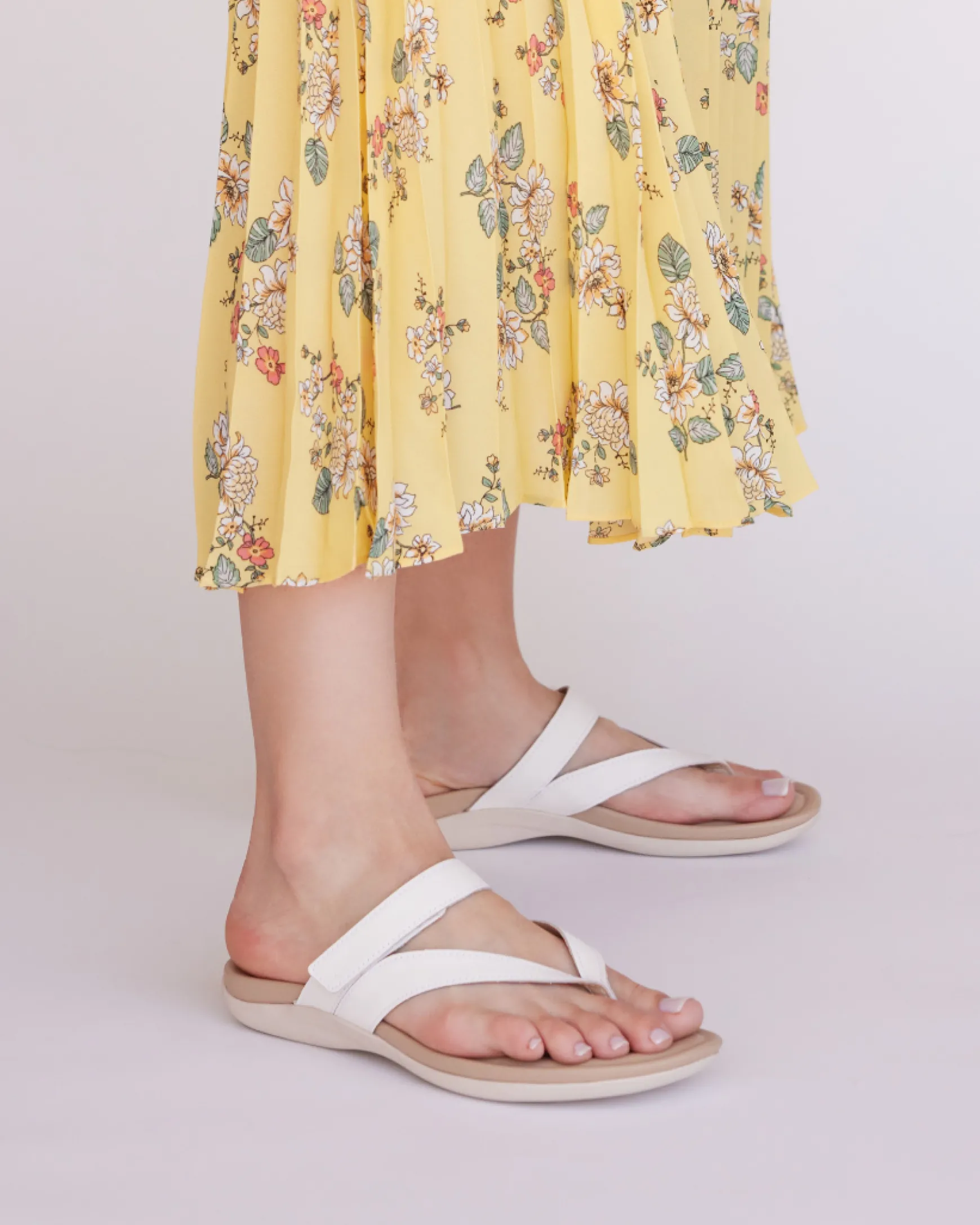 ABEO Oasis Thong Sandal Metatarsal